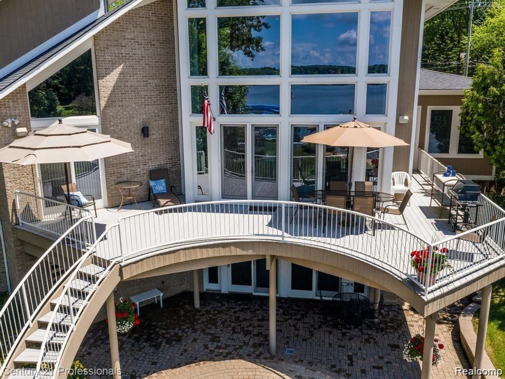 1853 Rochester Road Leonard, MI 48367 - Photo 6 of 63 roc6.jpg