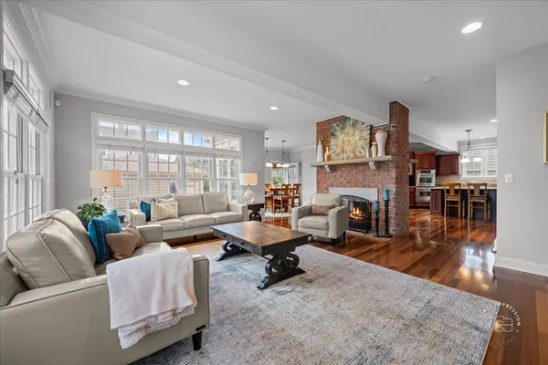 $1,690,000 | 427 South Sleight Street, Naperville, IL 60540