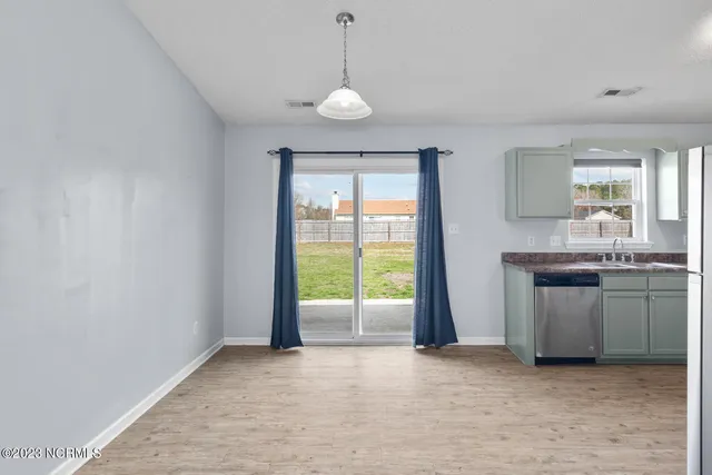 $1,650 | 101 North Ivy Drive, Hubert, NC 28539