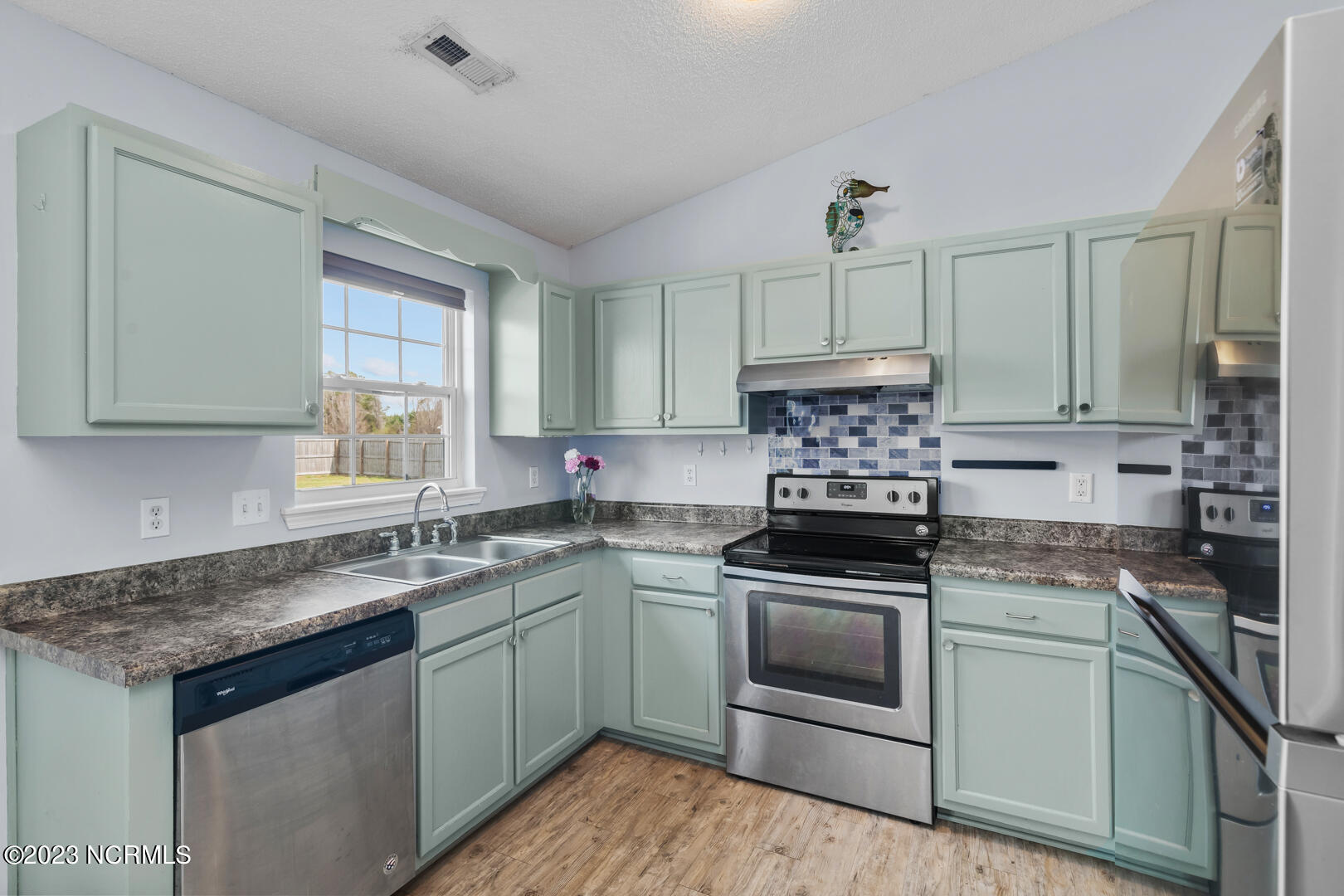 101 North Ivy Drive Hubert, NC 28539 - Photo 15 of 39 15