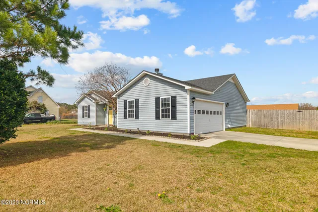 $1,650 | 101 North Ivy Drive, Hubert, NC 28539