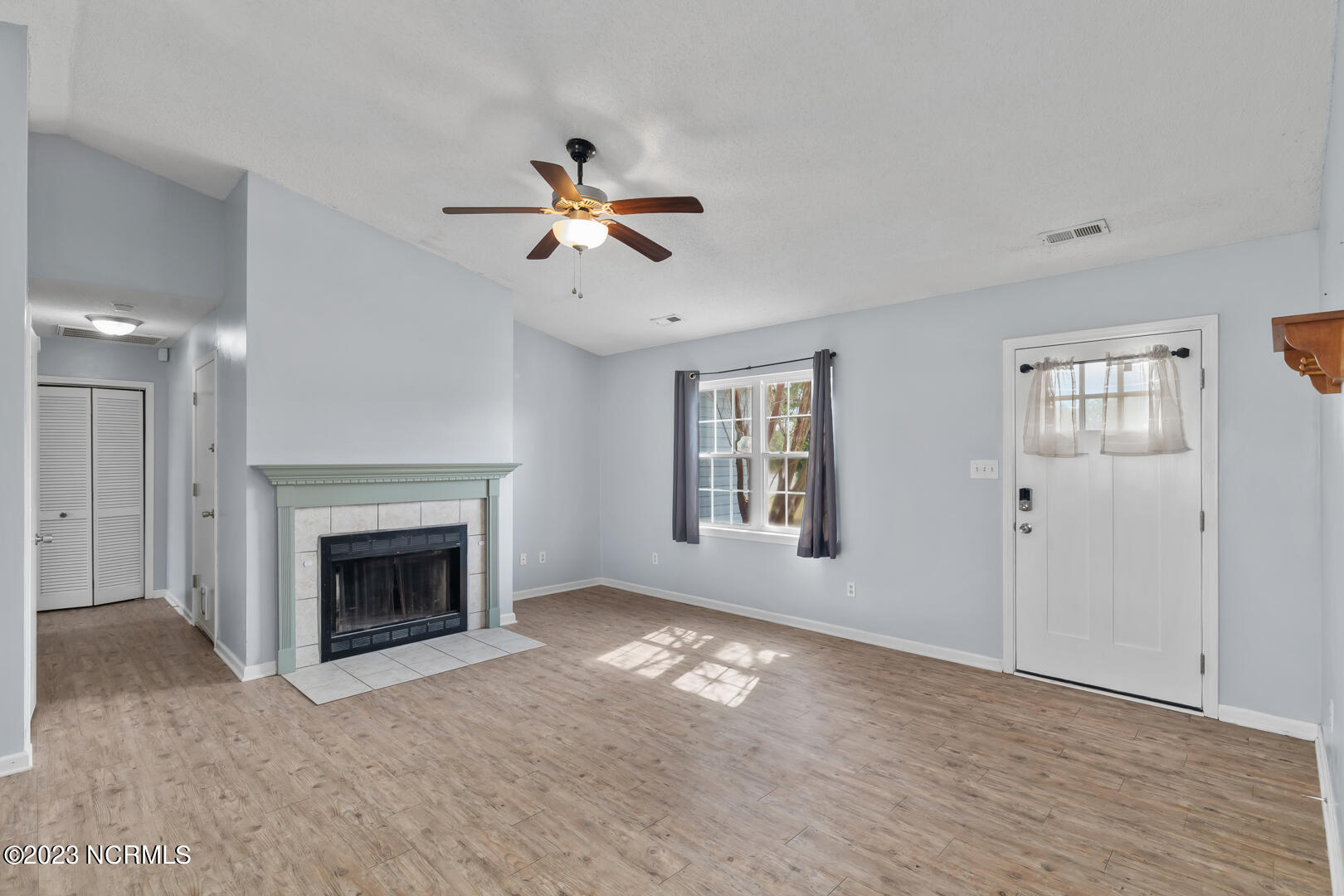 101 North Ivy Drive Hubert, NC 28539 - Photo 8 of 39 8