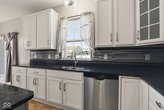 $399,900 | 8178 Kilborn Way, Avon, IN 46123