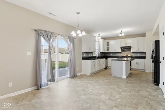 $399,900 | 8178 Kilborn Way, Avon, IN 46123