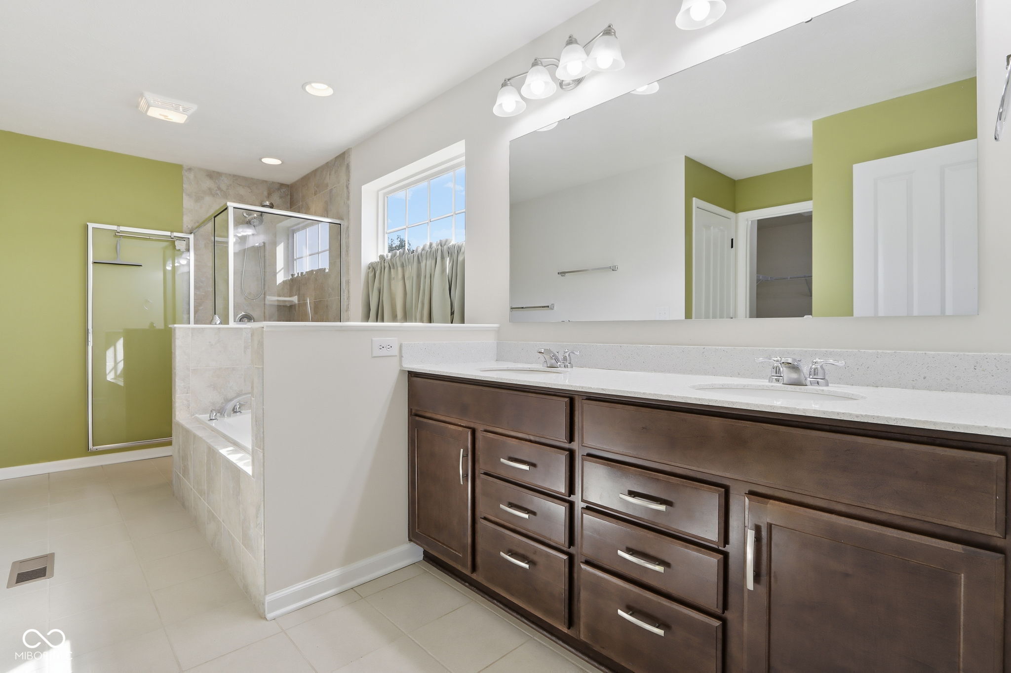 8178 Kilborn Way Avon, IN 46123 - Photo 38 of 66