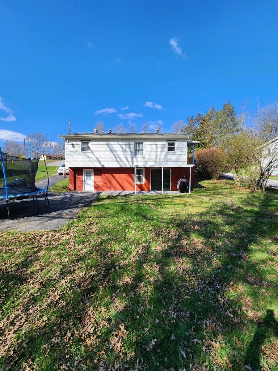474 Green Valley Road Bristol, VA 24202 - Photo 23 of 24 Image (30)