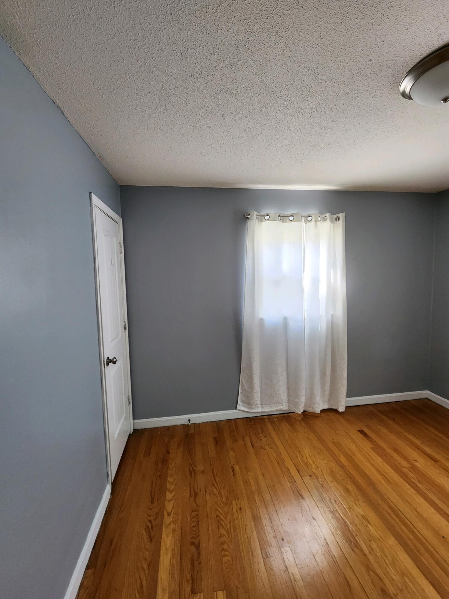 474 Green Valley Road Bristol, VA 24202 - Photo 10 of 24 Image (12)