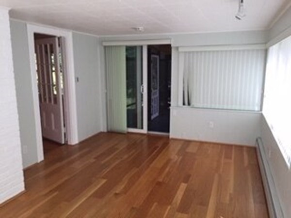 10 Duxbury Road, Unit 10 Newton, MA 02459 - Photo 8 of 22 Gallery Image 8