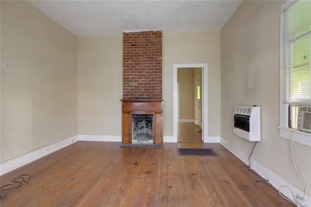 $1,500 | 743 Toledano Street, New Orleans, LA 70115