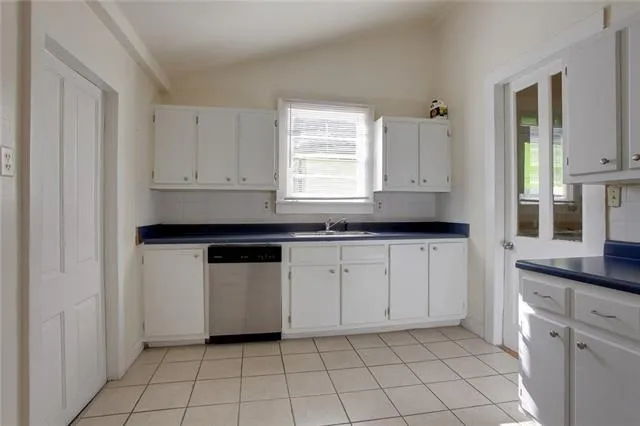 $1,500 | 743 Toledano Street, New Orleans, LA 70115