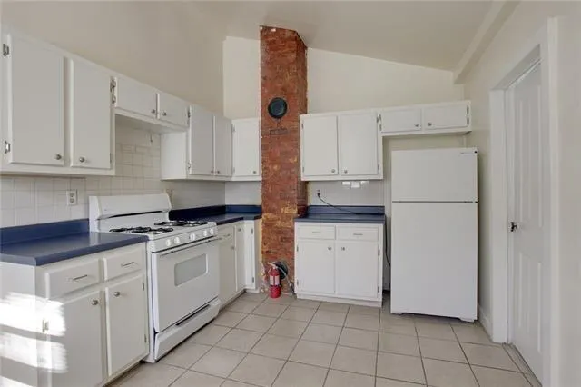 $1,500 | 743 Toledano Street, New Orleans, LA 70115