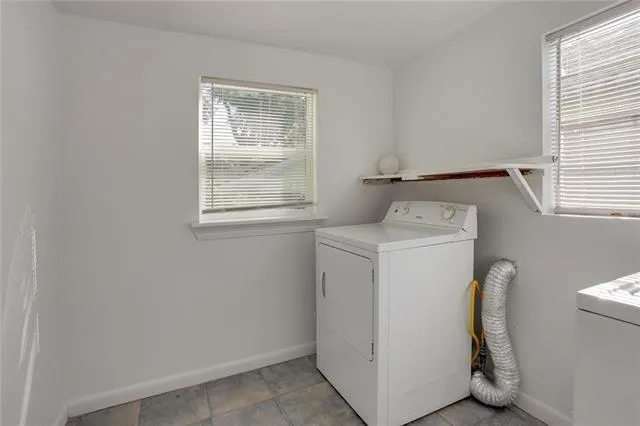 $1,500 | 743 Toledano Street, New Orleans, LA 70115