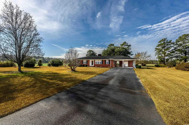 $325,000 | 1870 Highway 348, Loris, SC 29569