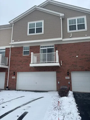 $3,100 | 10611 West 154th Place, Orland Park, IL 60462
