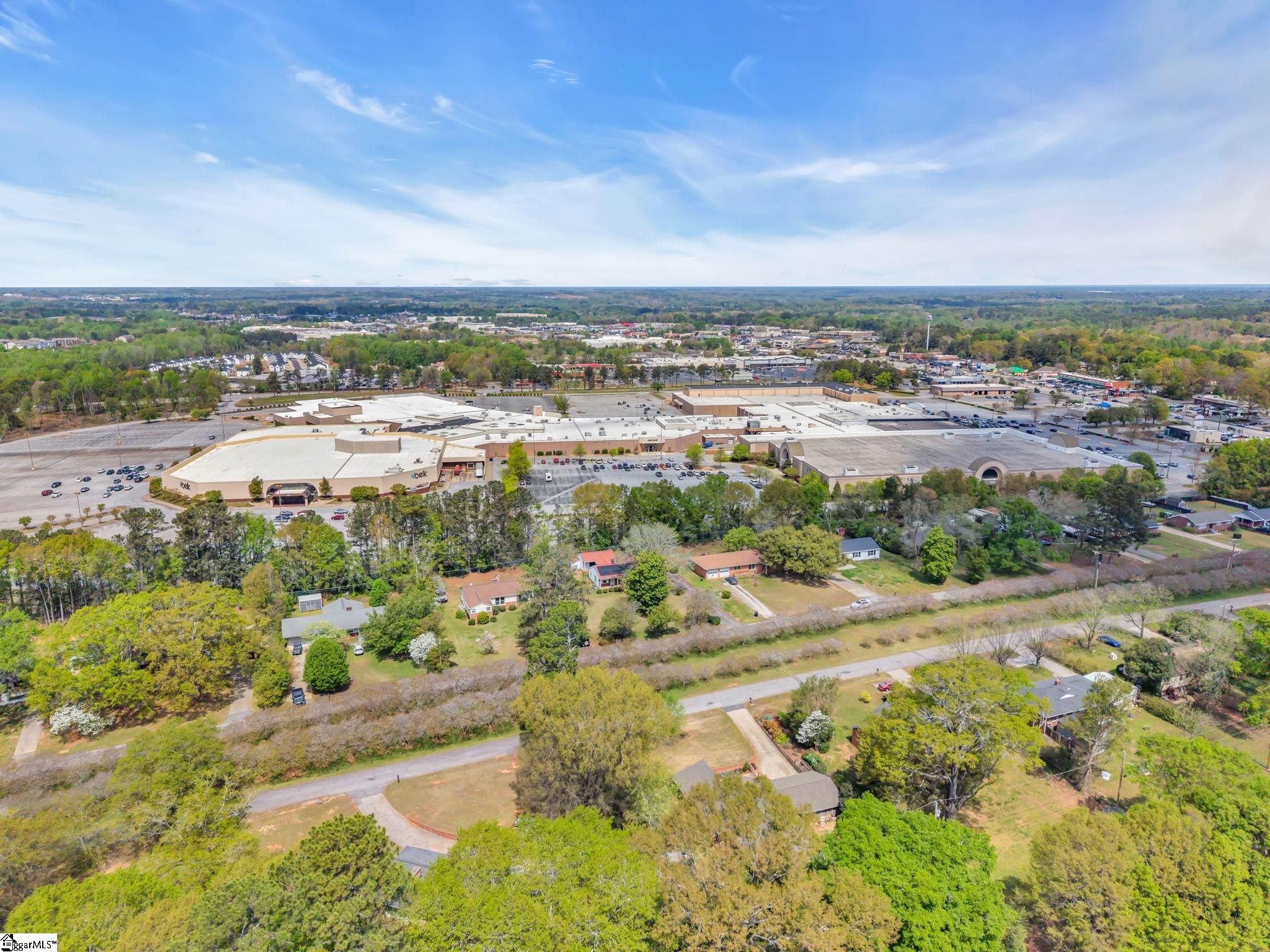 218 Bedford Forest Avenue Anderson, SC 29621 - Photo 31 of 35