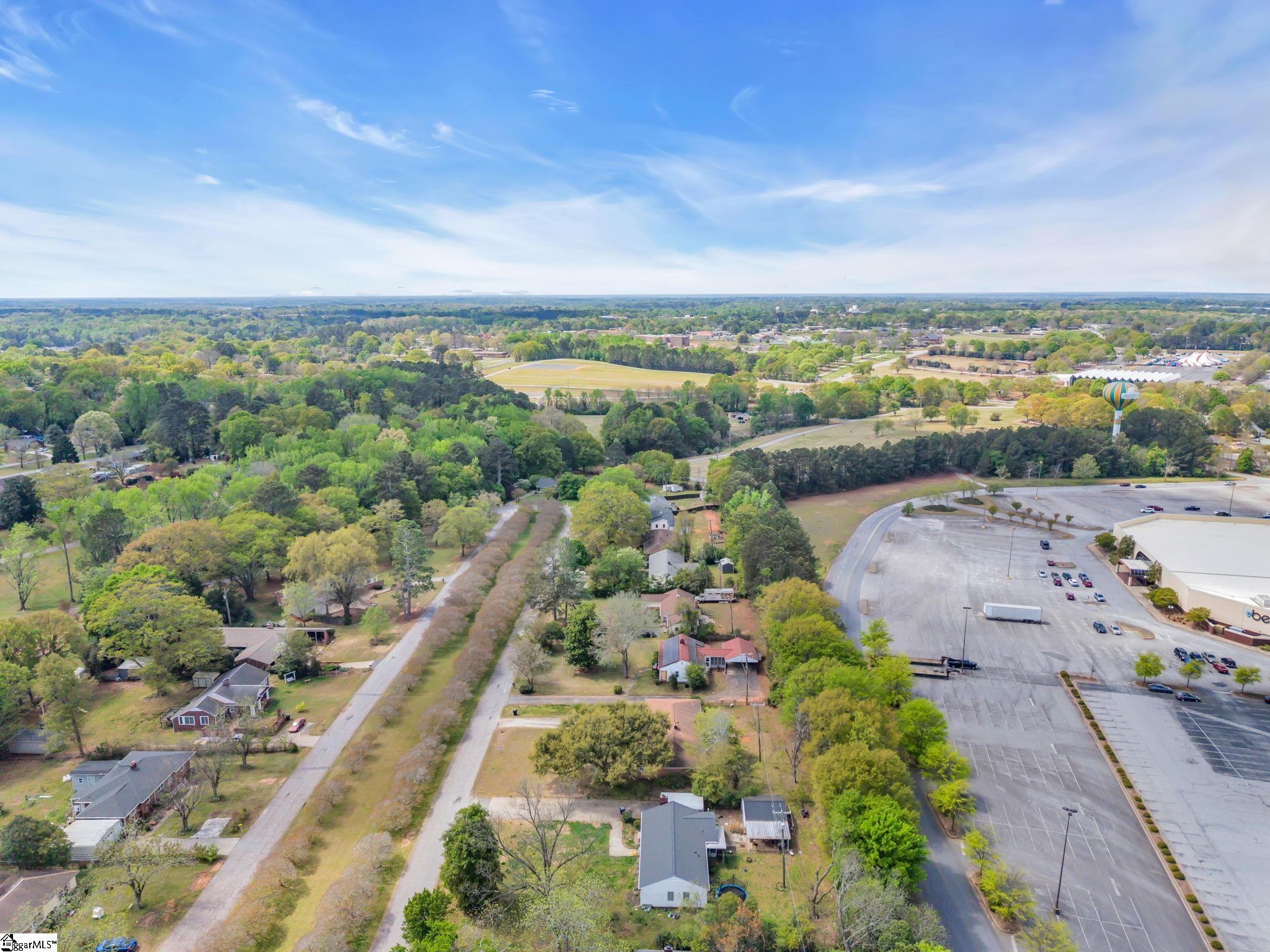 218 Bedford Forest Avenue Anderson, SC 29621 - Photo 33 of 35