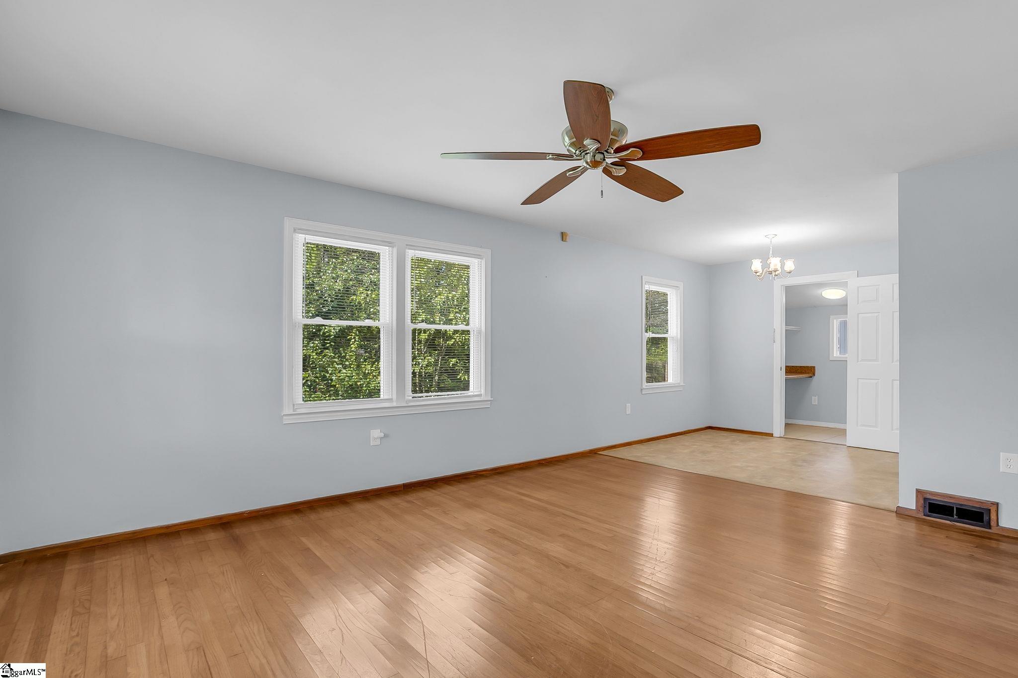 218 Bedford Forest Avenue Anderson, SC 29621 - Photo 7 of 35