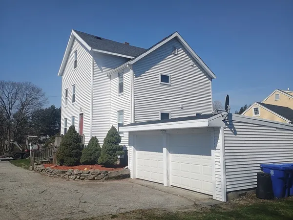 $669,000 | 15 Crapo Street, Taunton, MA 02780