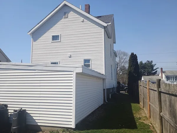 $669,000 | 15 Crapo Street, Taunton, MA 02780