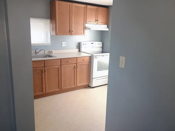 $669,000 | 15 Crapo Street, Taunton, MA 02780