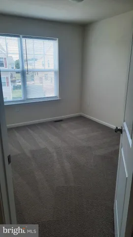 $1,995 | 823 Admiral's Quay Drive, Mechanicsburg, PA 17050