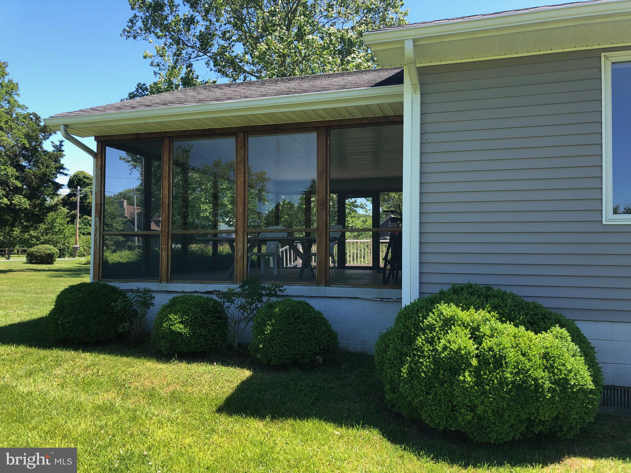 4728 Tyaskin Road Tyaskin, MD 21865 - Photo 12 of 48 Sunroom