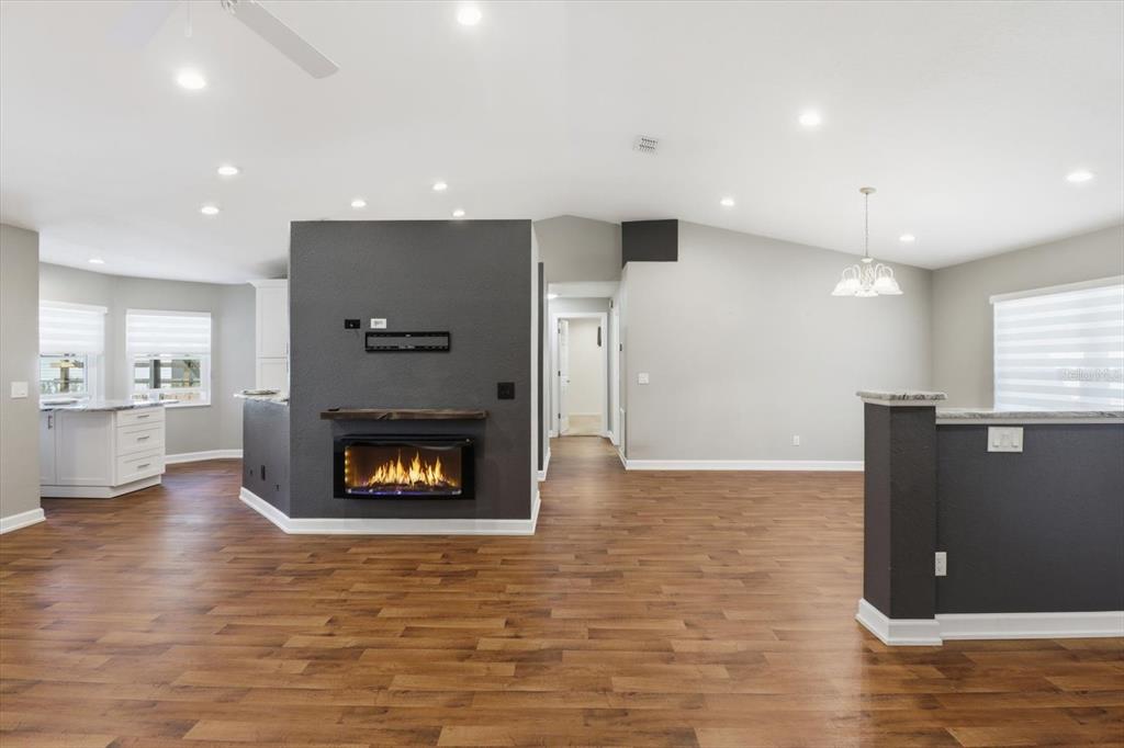 20781 Southwest 90th Loop Dunnellon, FL 34431 - Photo 5 of 46 a view of a livingroom with a fireplace