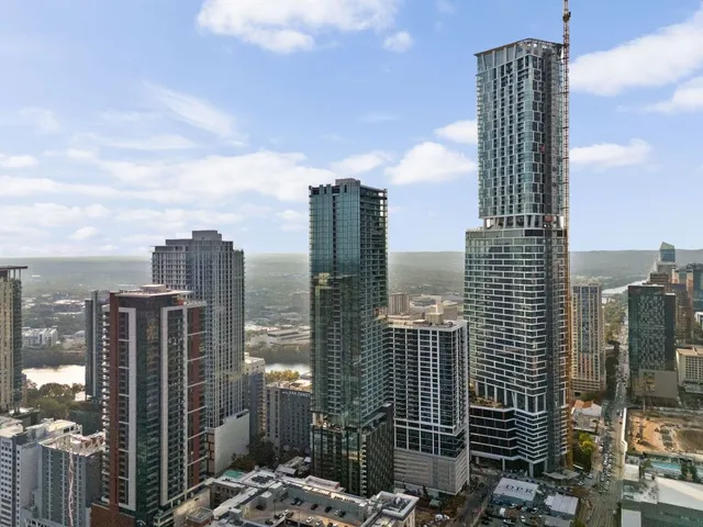 $2,995 | 610 Davis Street, Unit 4008, Austin, TX 78701