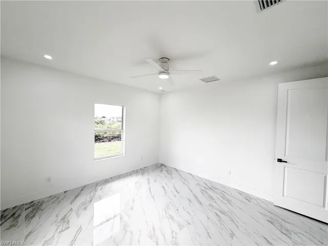 $2,500 | 852 Chipley Street East, Lehigh Acres, FL 33974