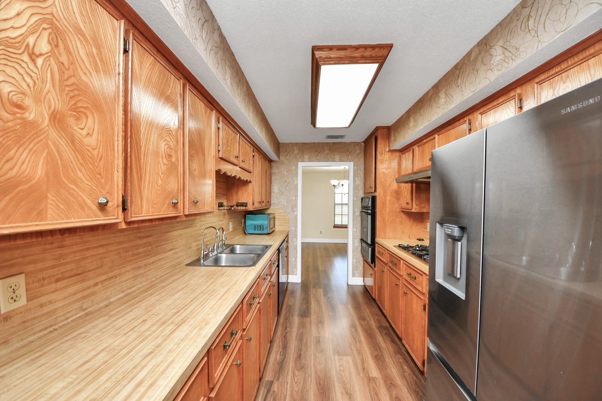 8407 Kirchner Road Manvel, TX 77578 - Photo 11 of 30 Kitchen