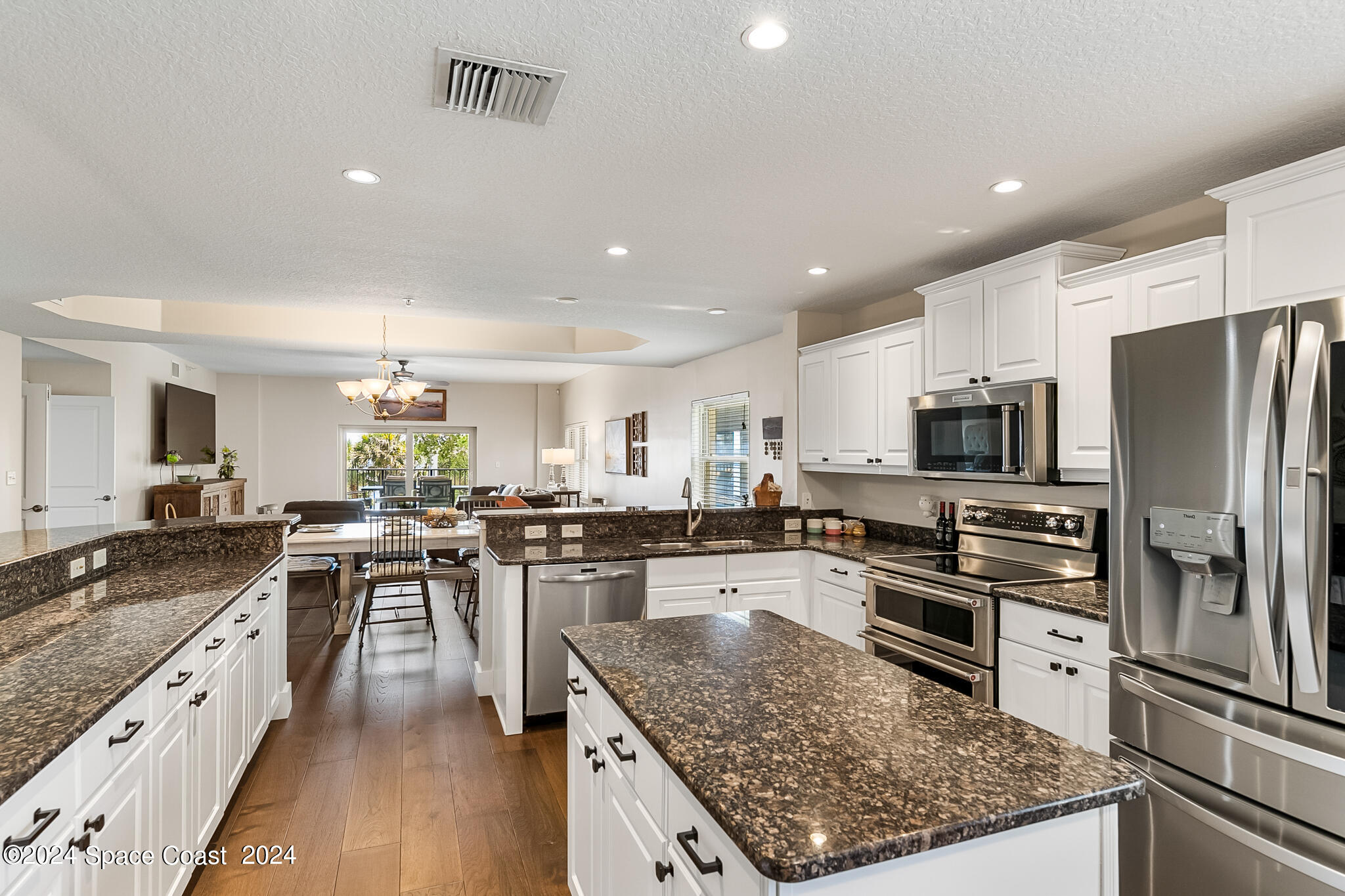 29 Riverside Drive, Unit 201 Cocoa, FL 32922 - Photo 13 of 46 Kitchen Full view
