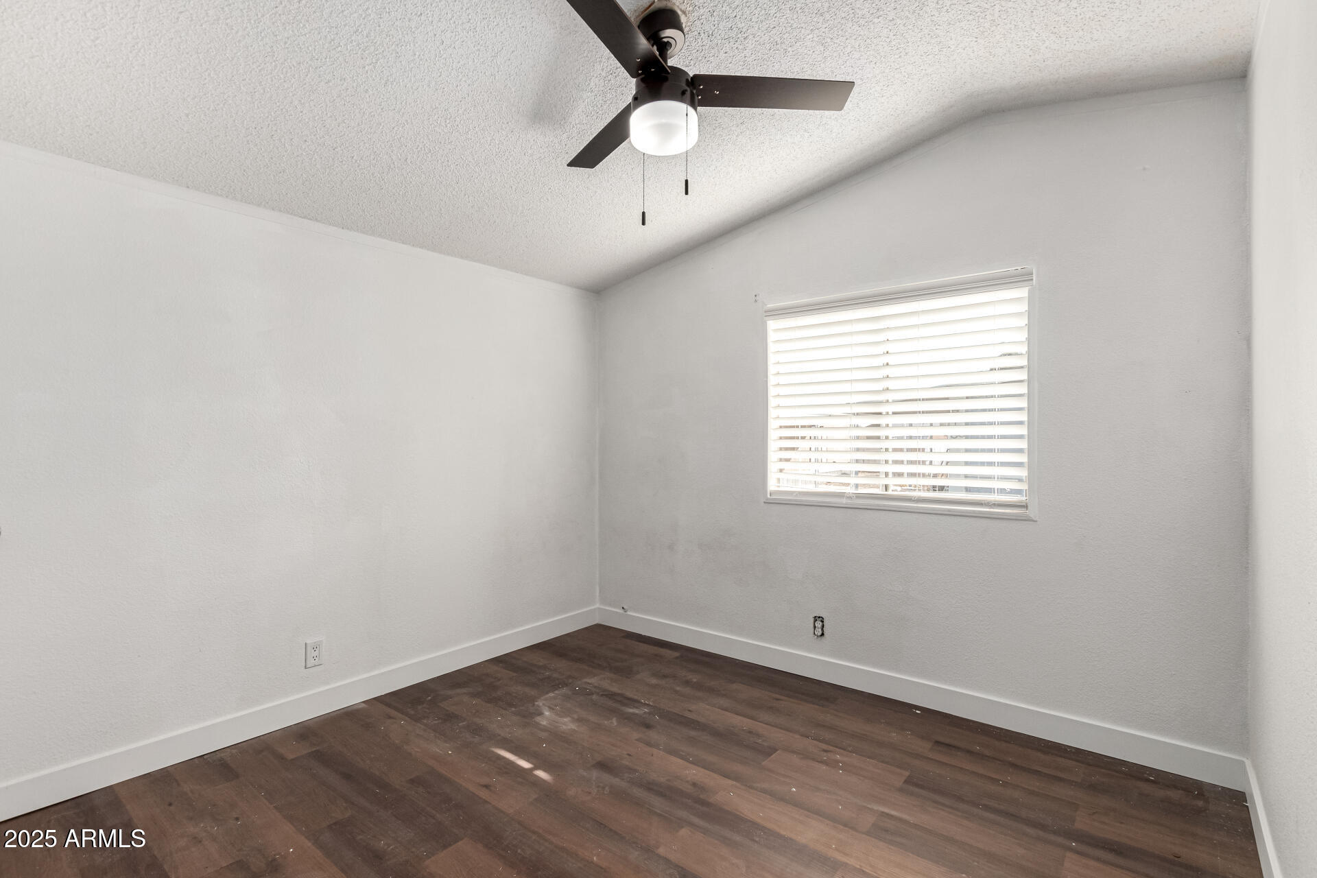 1221 North Dysart Road, Unit 37 Avondale, AZ 85323 - Photo 22 of 36 22-Dysart