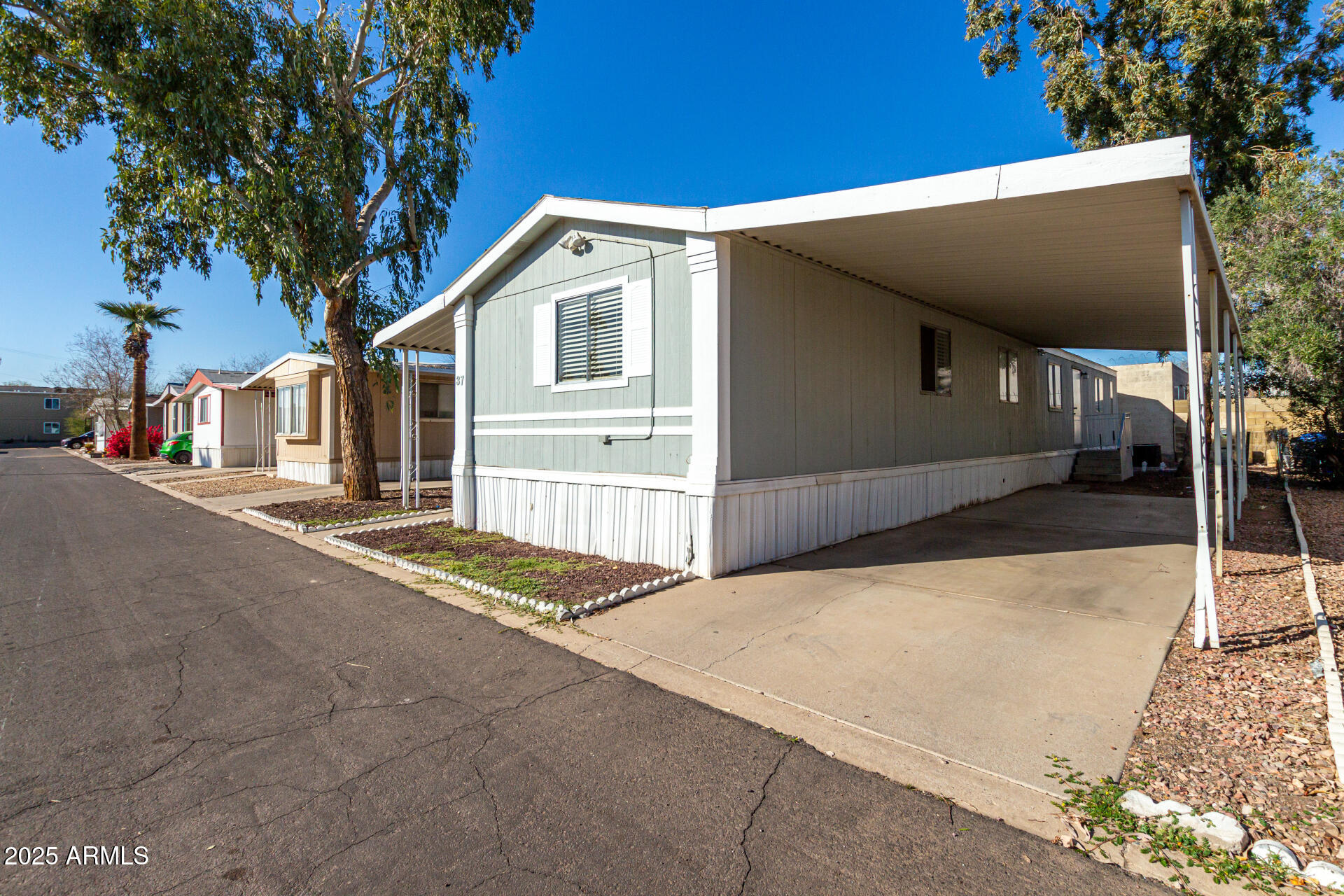1221 North Dysart Road, Unit 37 Avondale, AZ 85323 - Photo 5 of 36 05-Dysart