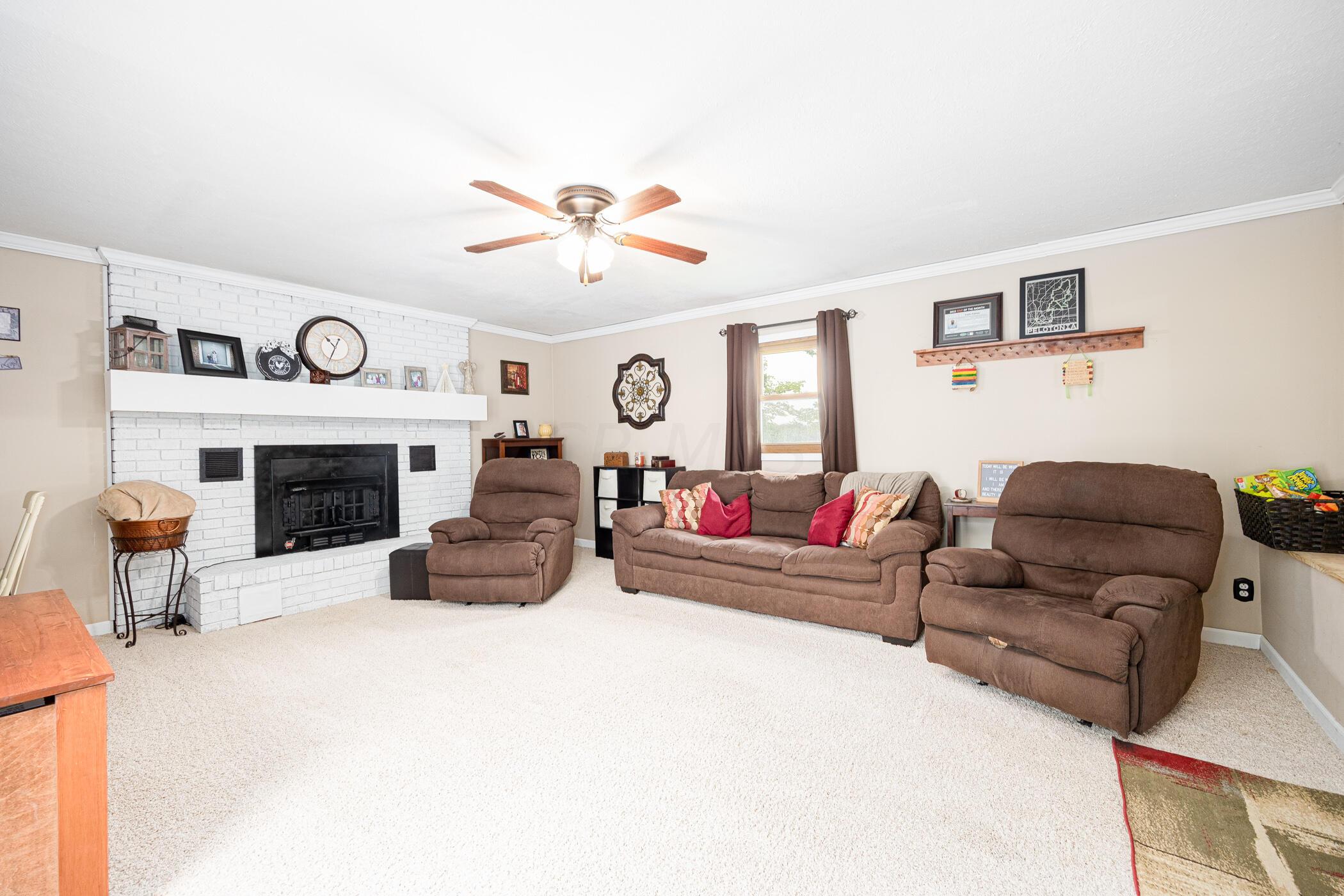 12913 Fladt Road Marysville, OH 43040 - Photo 27 of 73 Spacious & cozy family room