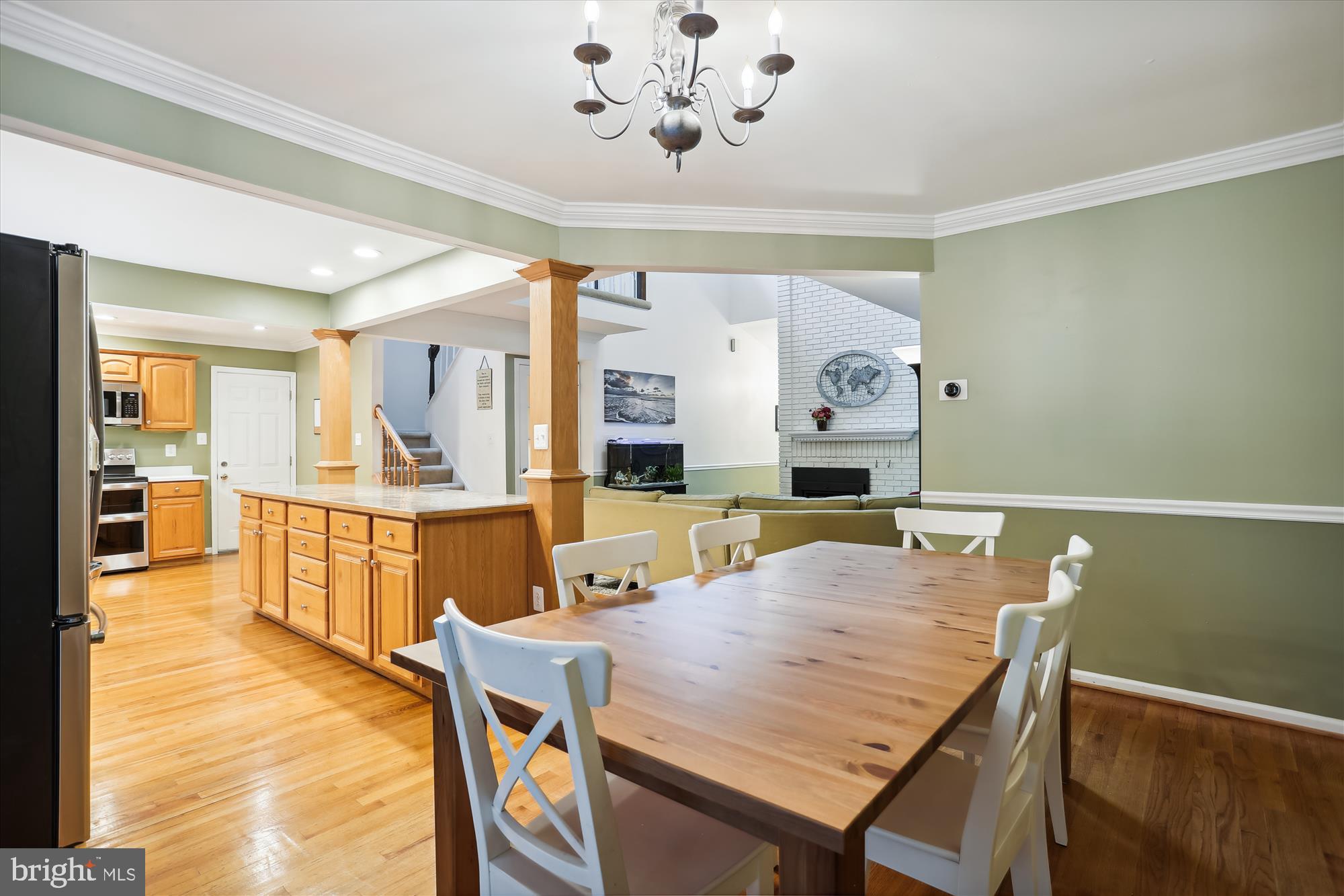 42 Carrollton Road Sterling, VA 20165 - Photo 11 of 42 Gallery Image 11
