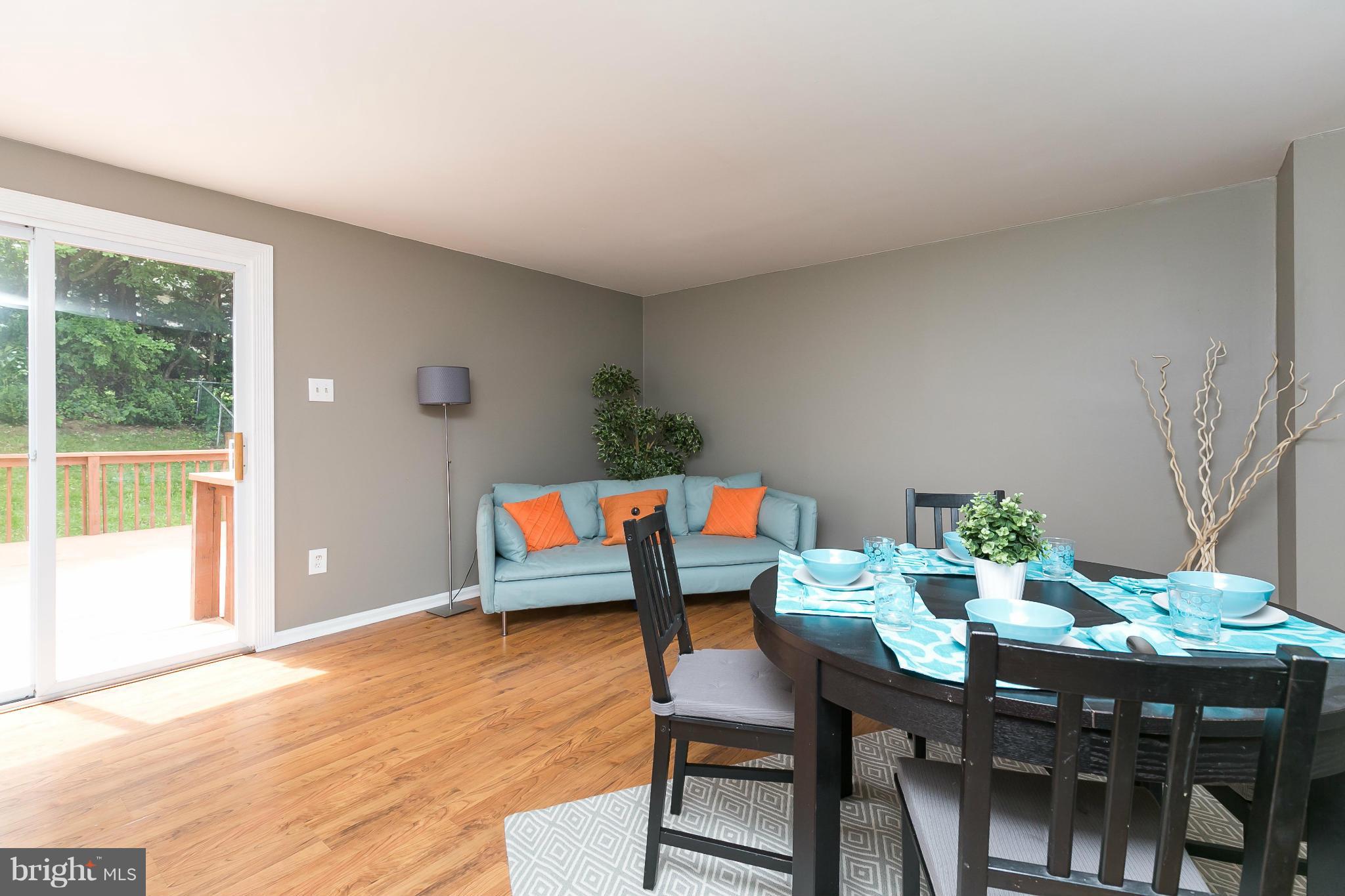 661 St Georges Station Road Reisterstown, MD 21136 - Photo 11 of 30 Living Room