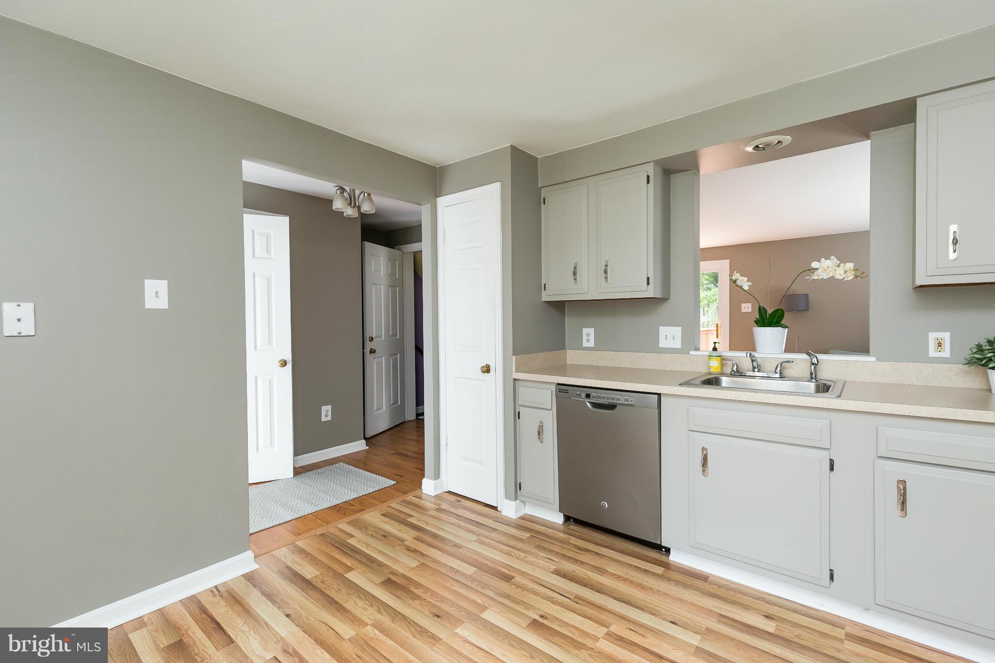 661 St Georges Station Road Reisterstown, MD 21136 - Photo 5 of 30 Kitchen