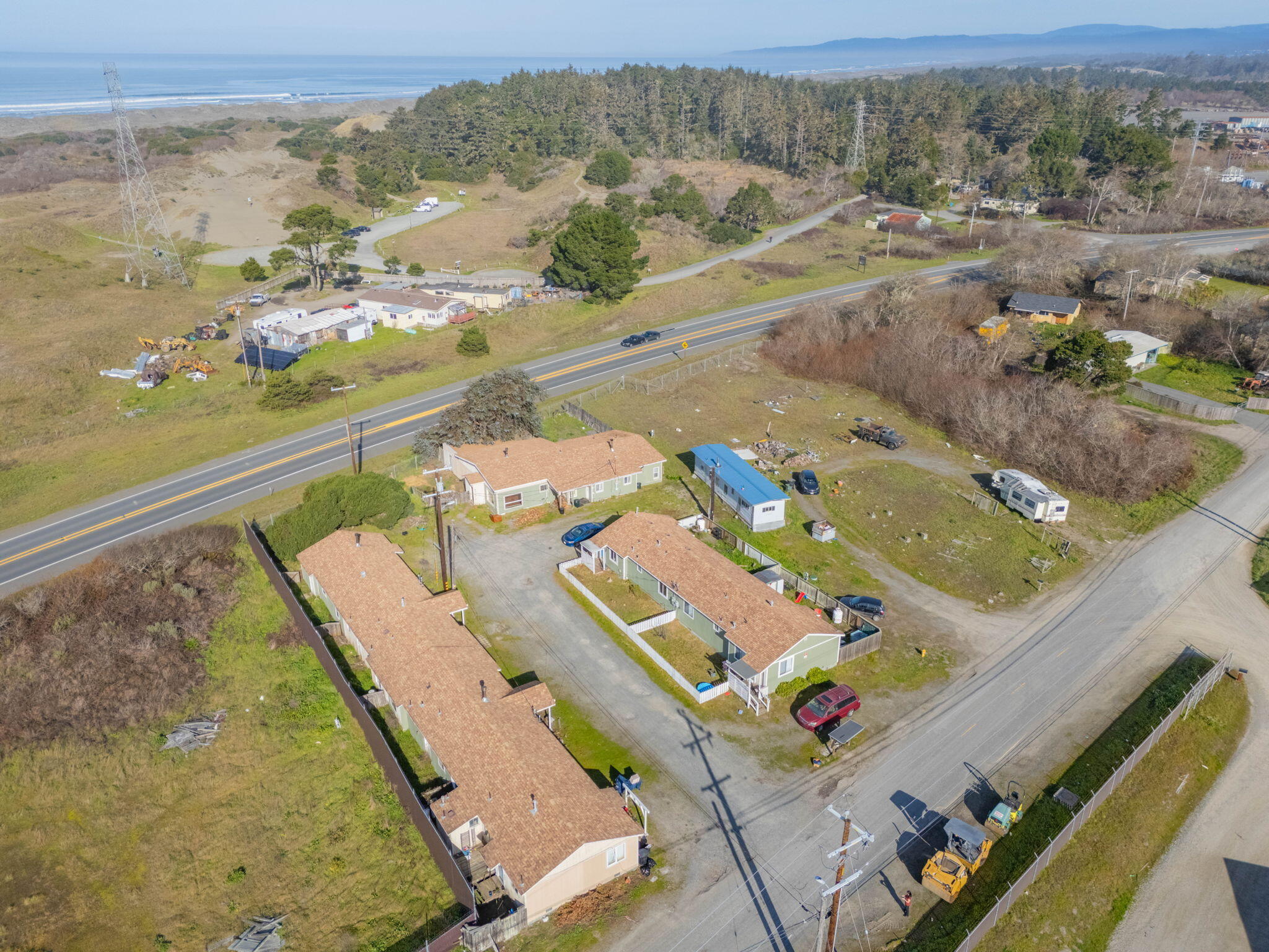 83 Phillips Court Arcata, CA 95521 - Photo 3 of 50 2-web-or-mls-Phillips-2