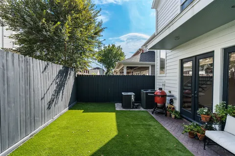 $615,000 | 1430 Dorothy Street, Houston, TX 77008