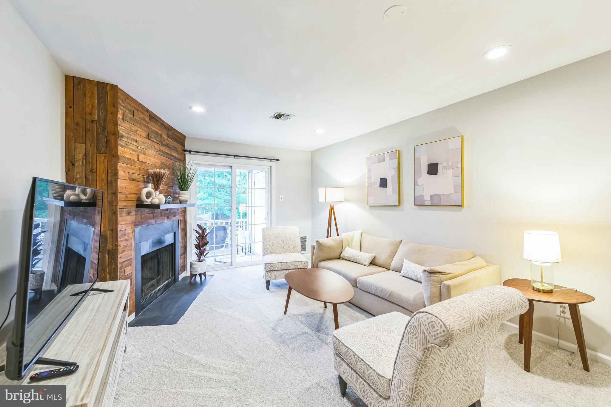 353 McIntosh Road, Unit 148 West Chester, PA 19382 - Photo 7 of 23 Living Area
