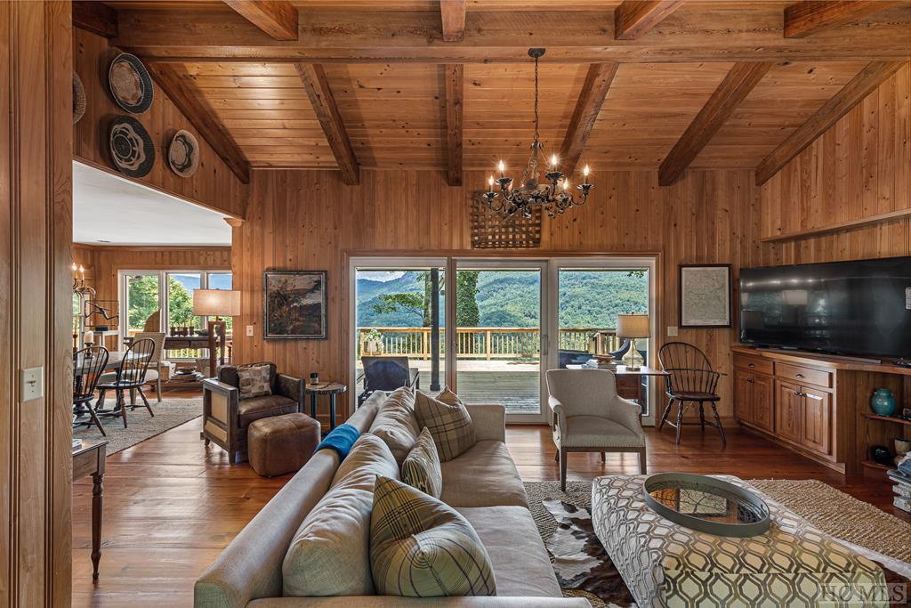 383 Queen Mountain Road Highlands, NC 28741 - Photo 8 of 44 Gallery Image 8