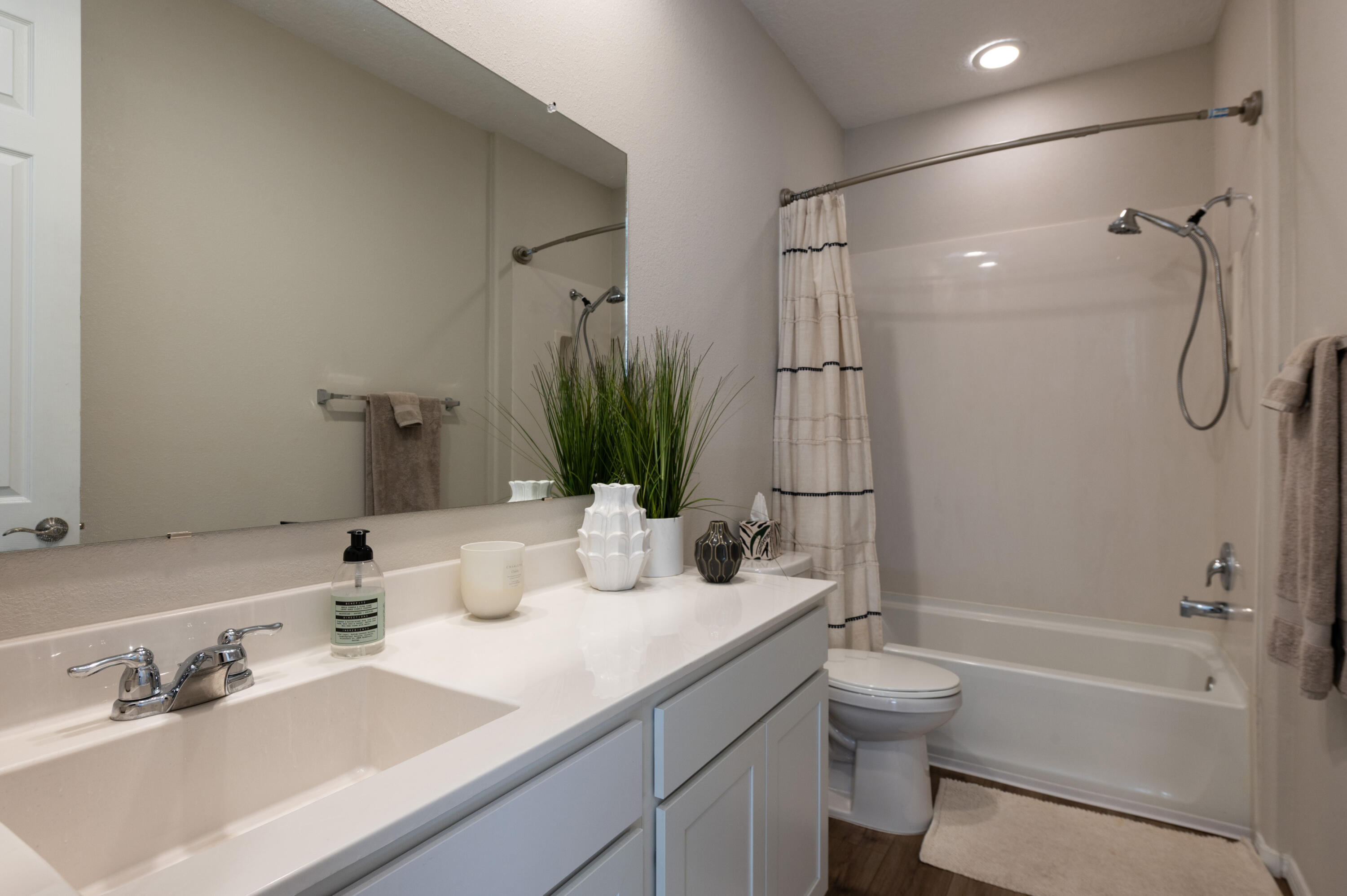 700 Cuarzo Road Southeast Rio Rancho, NM 87124 - Photo 10 of 14 Gallery Image 10