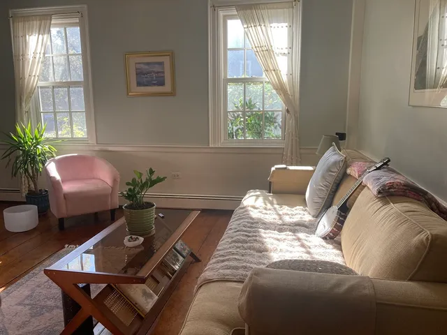 $2,000 | 16 Tyng Street, Unit 16, Newburyport, MA 01950