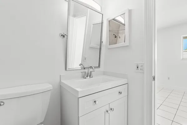 $2,400 | 9162 Southwest 5th Street, Unit A, Boca Raton, FL 33428