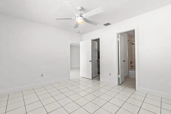 $2,400 | 9162 Southwest 5th Street, Unit A, Boca Raton, FL 33428