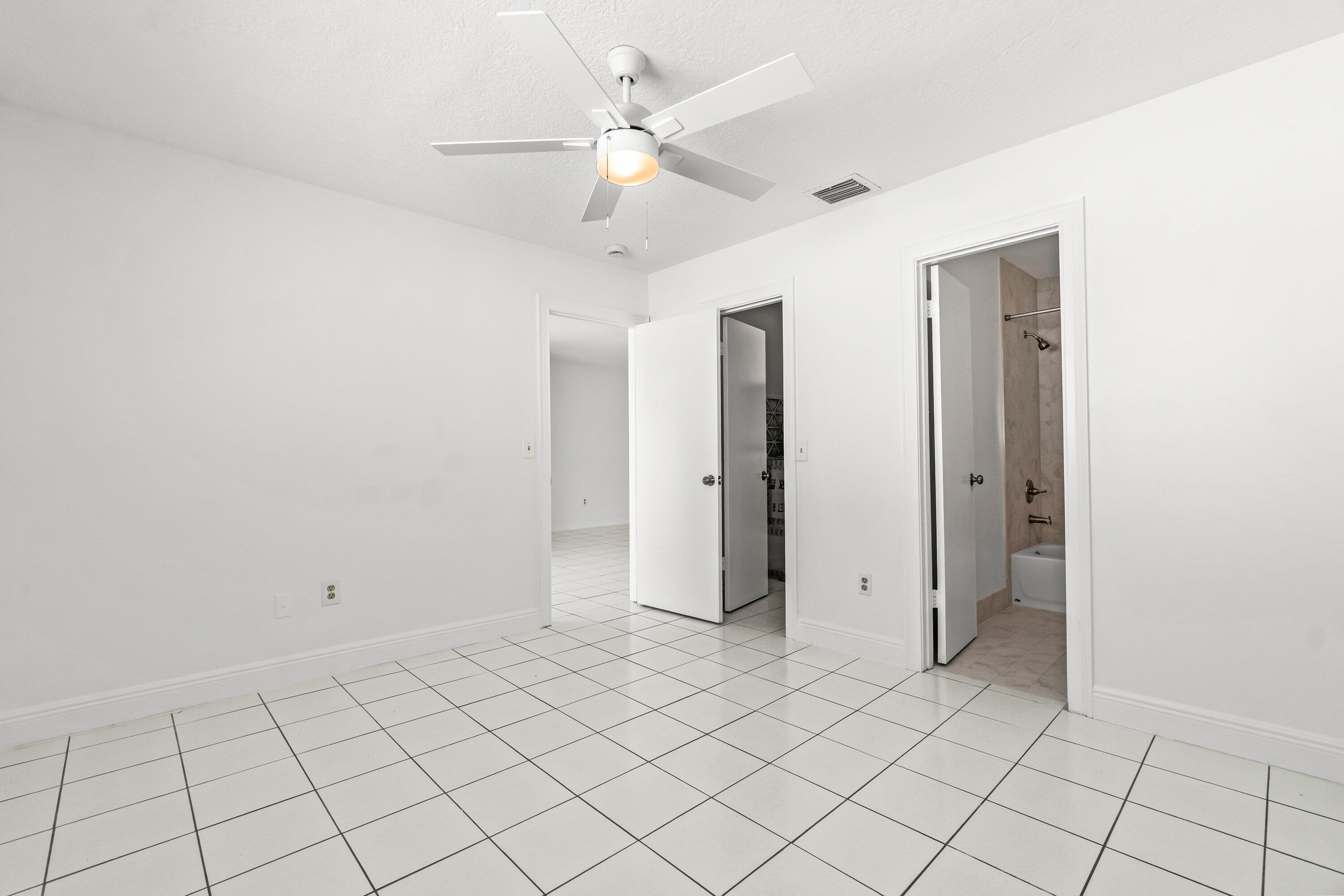 9162 Southwest 5th Street, Unit A Boca Raton, FL 33428 - Photo 16 of 36 020-9162Southwest5thStreet-A-BocaRaton-F