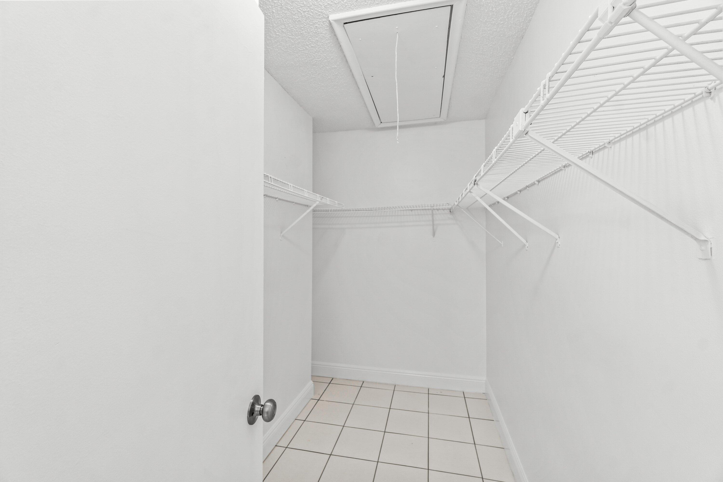 9162 Southwest 5th Street, Unit A Boca Raton, FL 33428 - Photo 21 of 36 024-9162Southwest5thStreet-A-BocaRaton-F