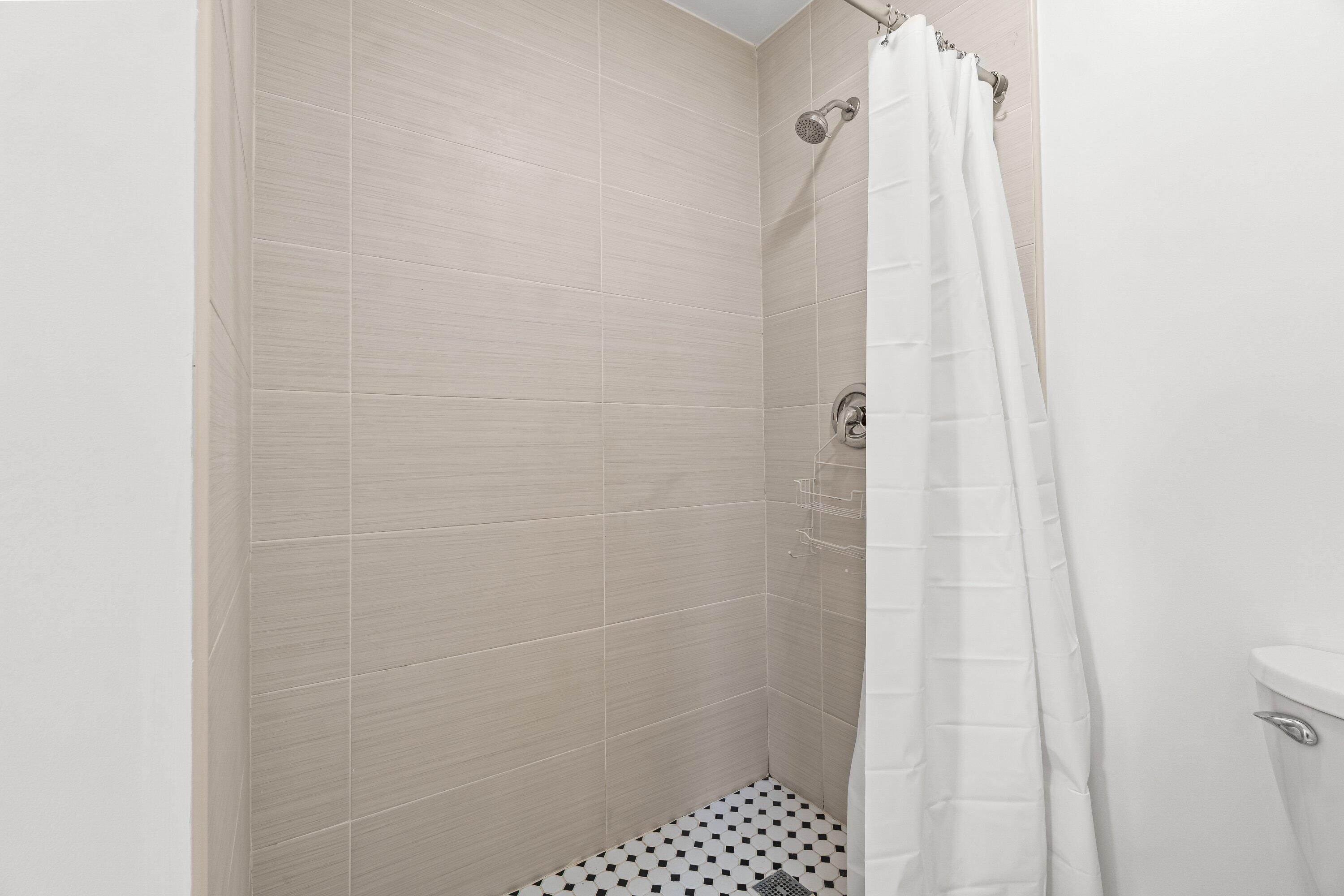 9162 Southwest 5th Street, Unit A Boca Raton, FL 33428 - Photo 23 of 36 026-9162Southwest5thStreet-A-BocaRaton-F