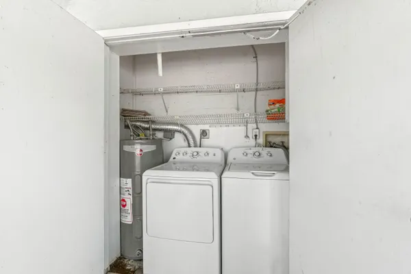 $2,400 | 9162 Southwest 5th Street, Unit A, Boca Raton, FL 33428