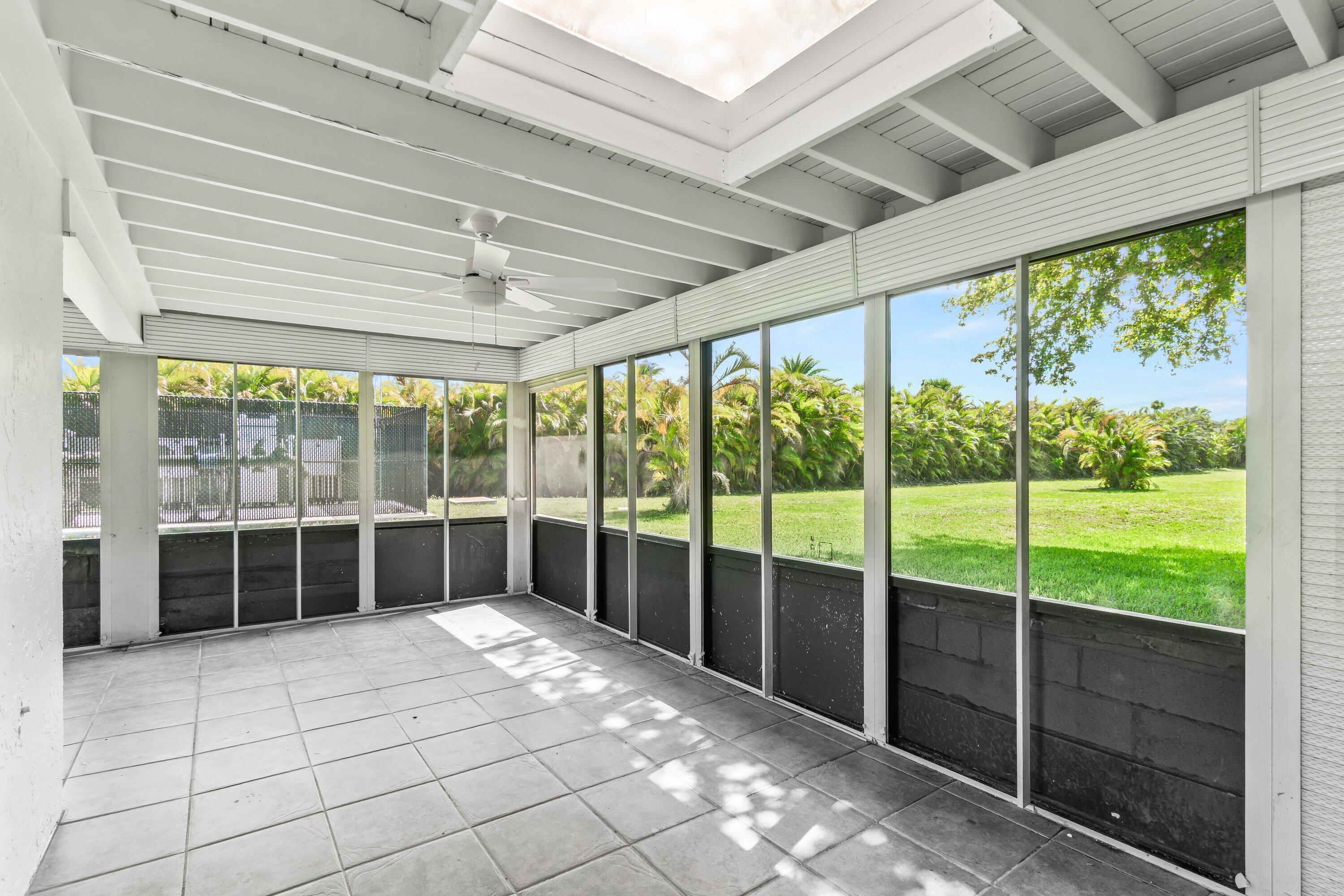 9162 Southwest 5th Street, Unit A Boca Raton, FL 33428 - Photo 26 of 36 028-9162Southwest5thStreet-A-BocaRaton-F